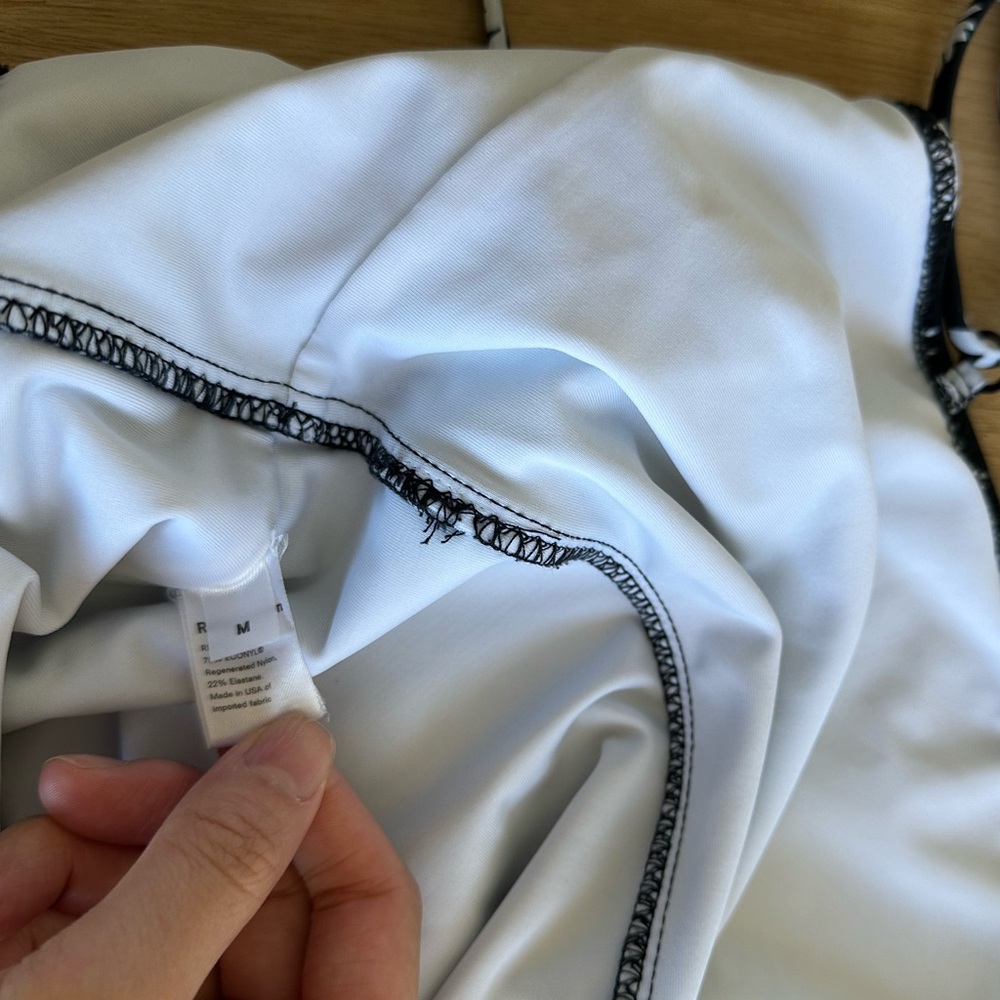Reformation Tropicana One Piece - Picture 5 of 5